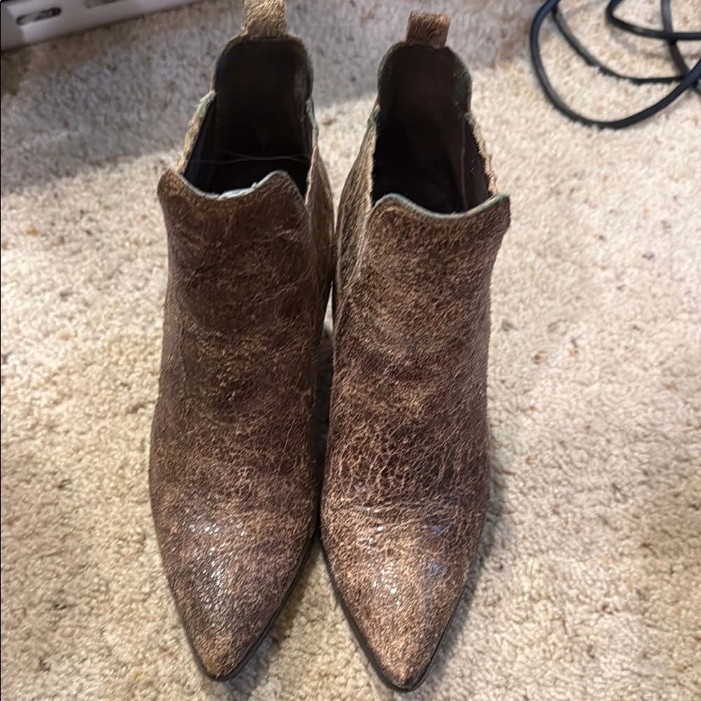 Donald pliner Women's Brown Ankle Boots